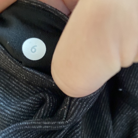 Lululemon mid rise leggings - Picture 6 of 6